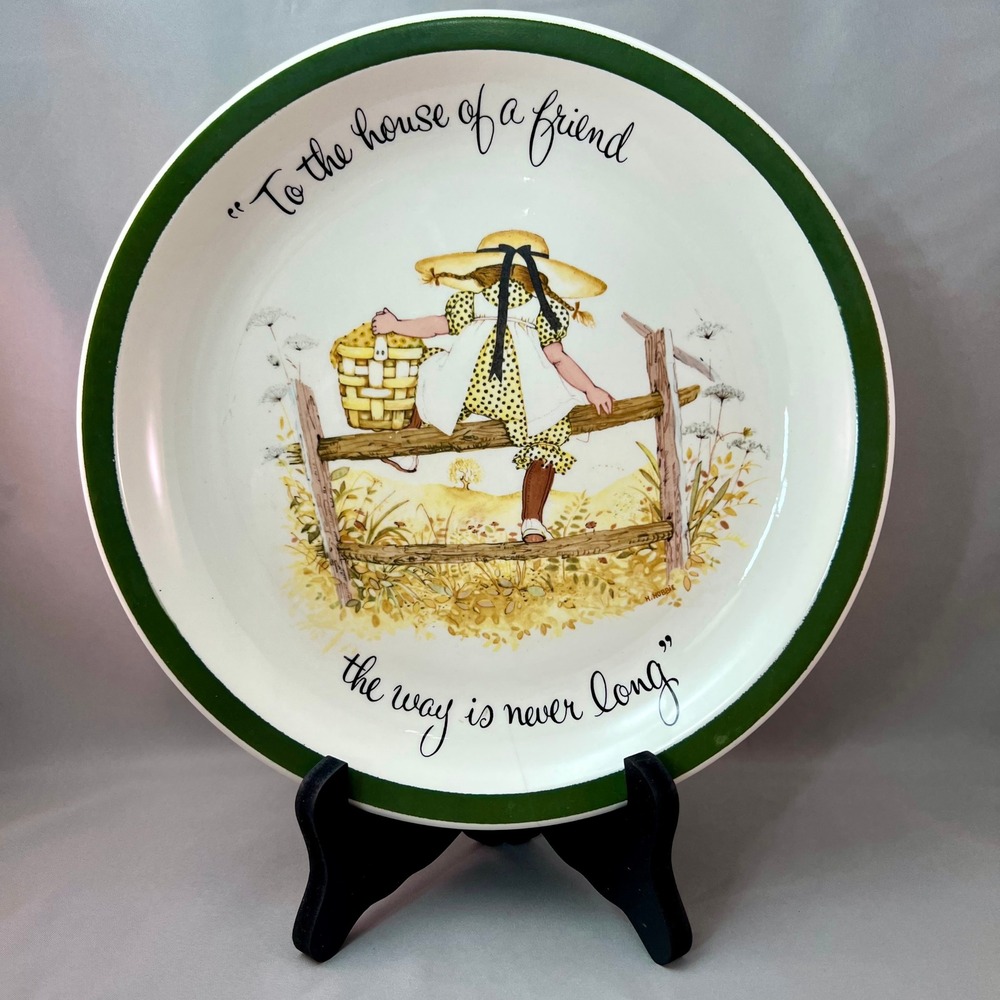 Holly Hobbie Collector Plate 10" 1972 Vintage Friendship